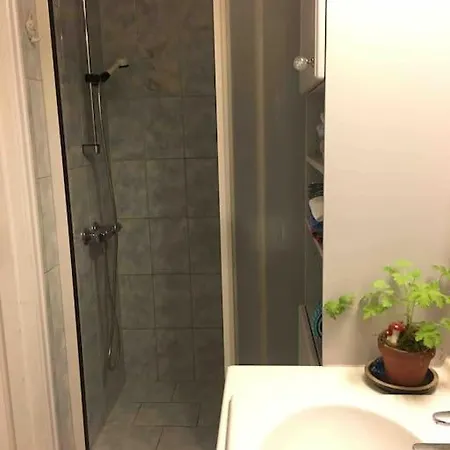 Apartment Familievennlig Med Hage Og Fjordutsikt *
